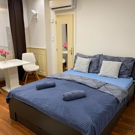 Malasits Apartman Győr Esterno foto