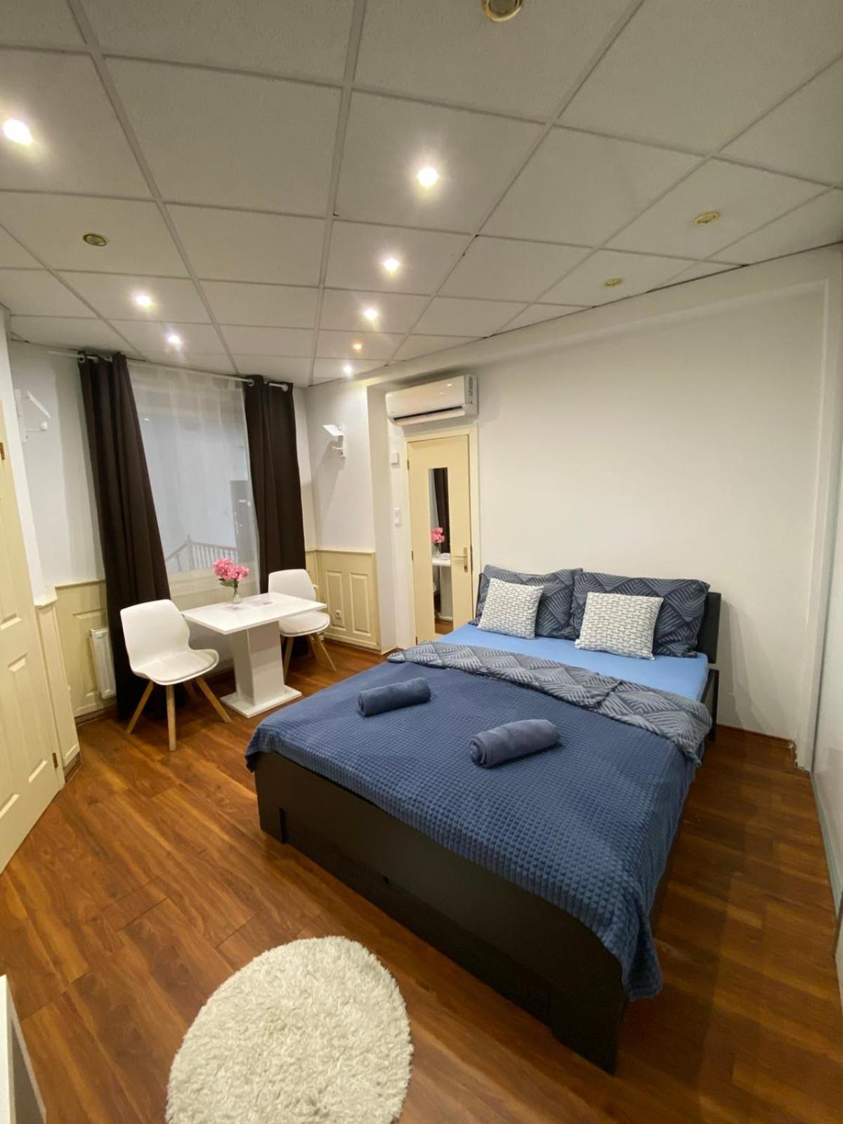 Malasits Apartman Győr Esterno foto